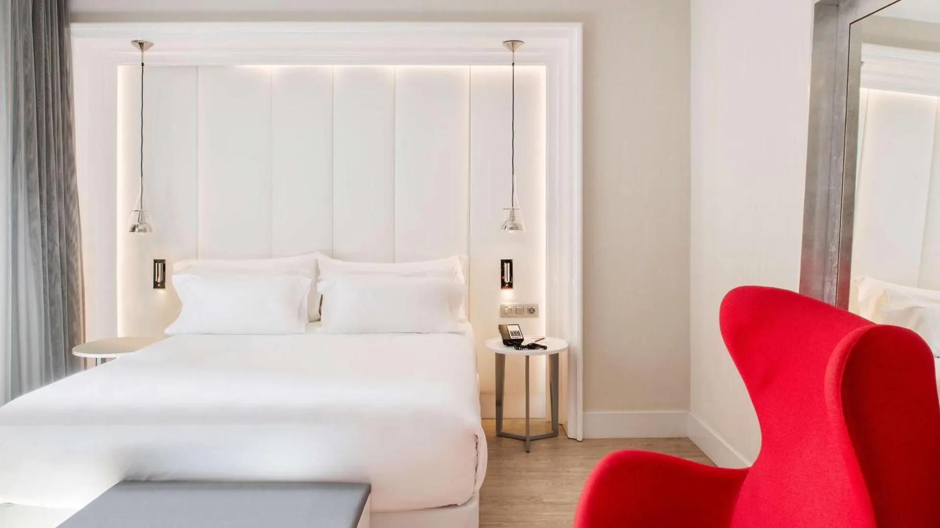 Nh Collection Barcelona Gran Hotel Calderon 5*,